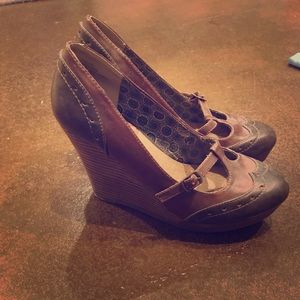 Brown leather wedges